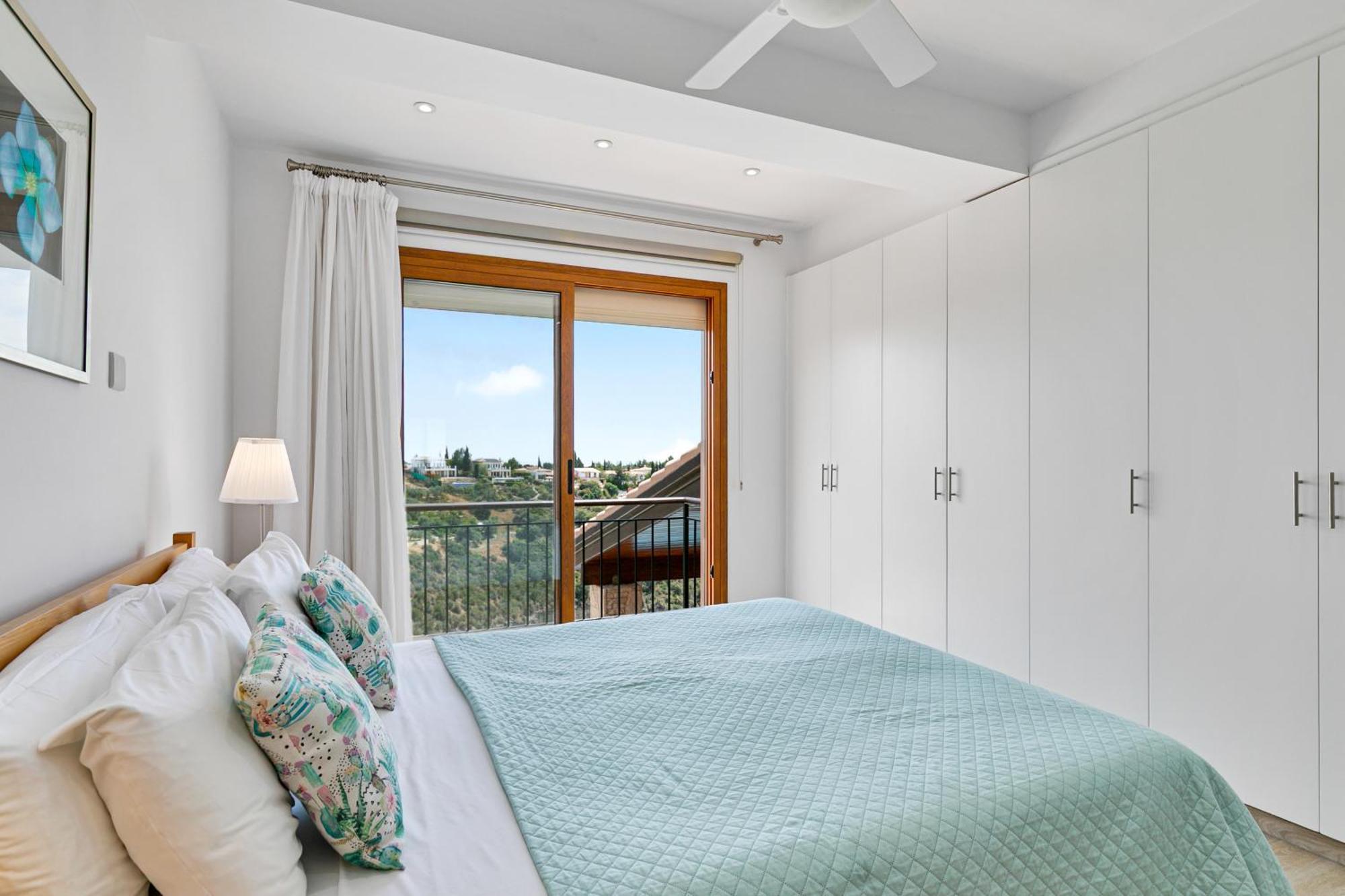 4 Bedroom Villa Helidoni With Private Infinity Pool, Aphrodite Hills Resort Kuklia Zewnętrze zdjęcie
