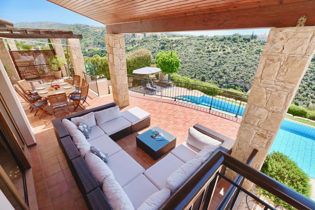4 Bedroom Villa Helidoni With Private Infinity Pool, Aphrodite Hills Resort Kuklia Zewnętrze zdjęcie