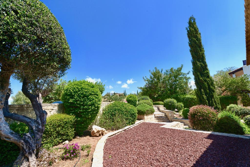 4 Bedroom Villa Helidoni With Private Infinity Pool, Aphrodite Hills Resort Kuklia Zewnętrze zdjęcie