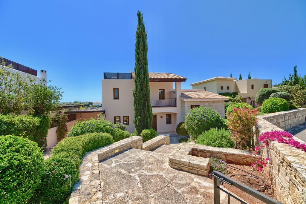 4 Bedroom Villa Helidoni With Private Infinity Pool, Aphrodite Hills Resort Kuklia Zewnętrze zdjęcie