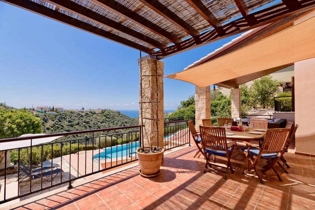 4 Bedroom Villa Helidoni With Private Infinity Pool, Aphrodite Hills Resort Kuklia Zewnętrze zdjęcie